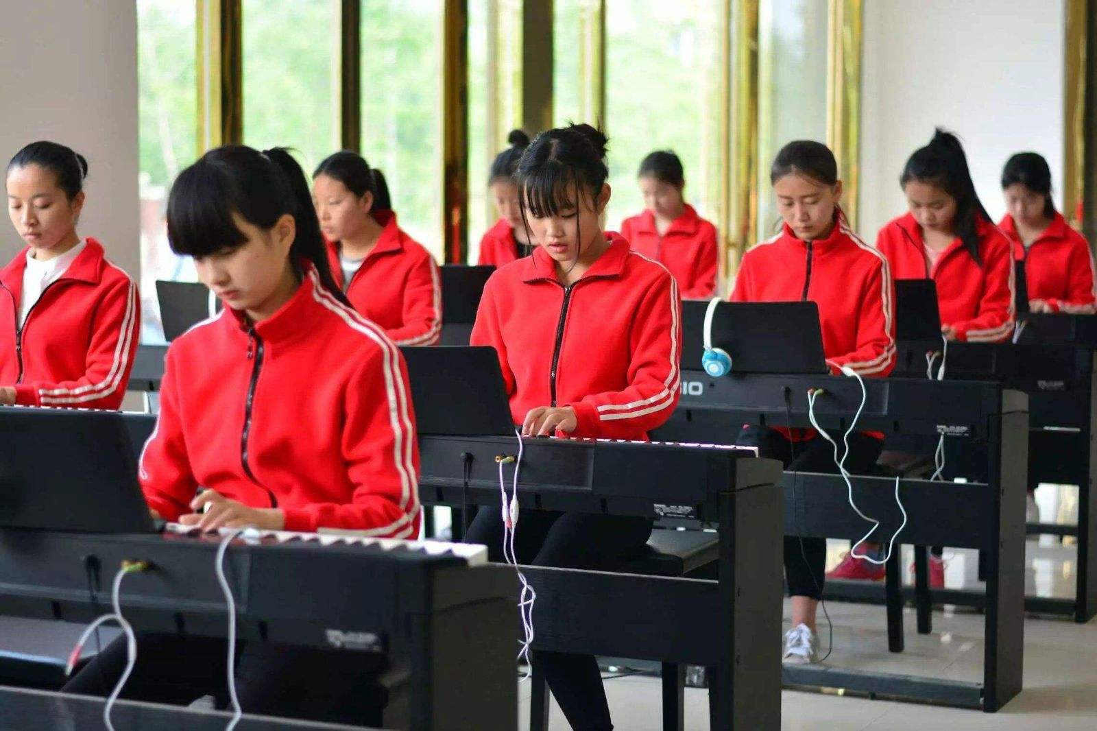 四川师范幼师学校
